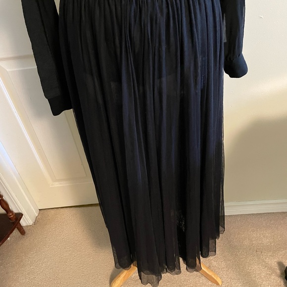 Gorgeous Self-Portrait double layered skirt - Picture 2 of 15